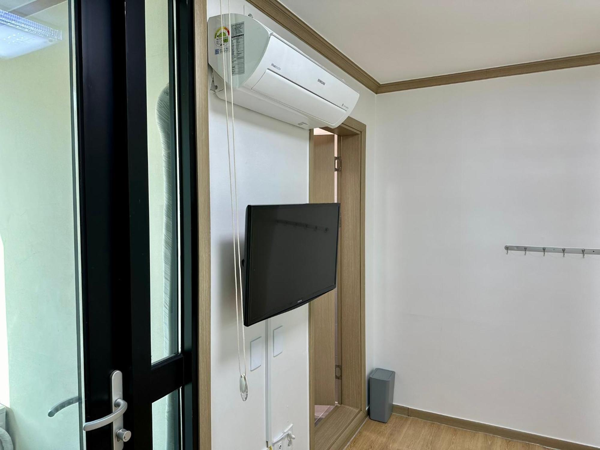 Fullhouse 6To10 Bed & Breakfast Gangneung Luaran gambar